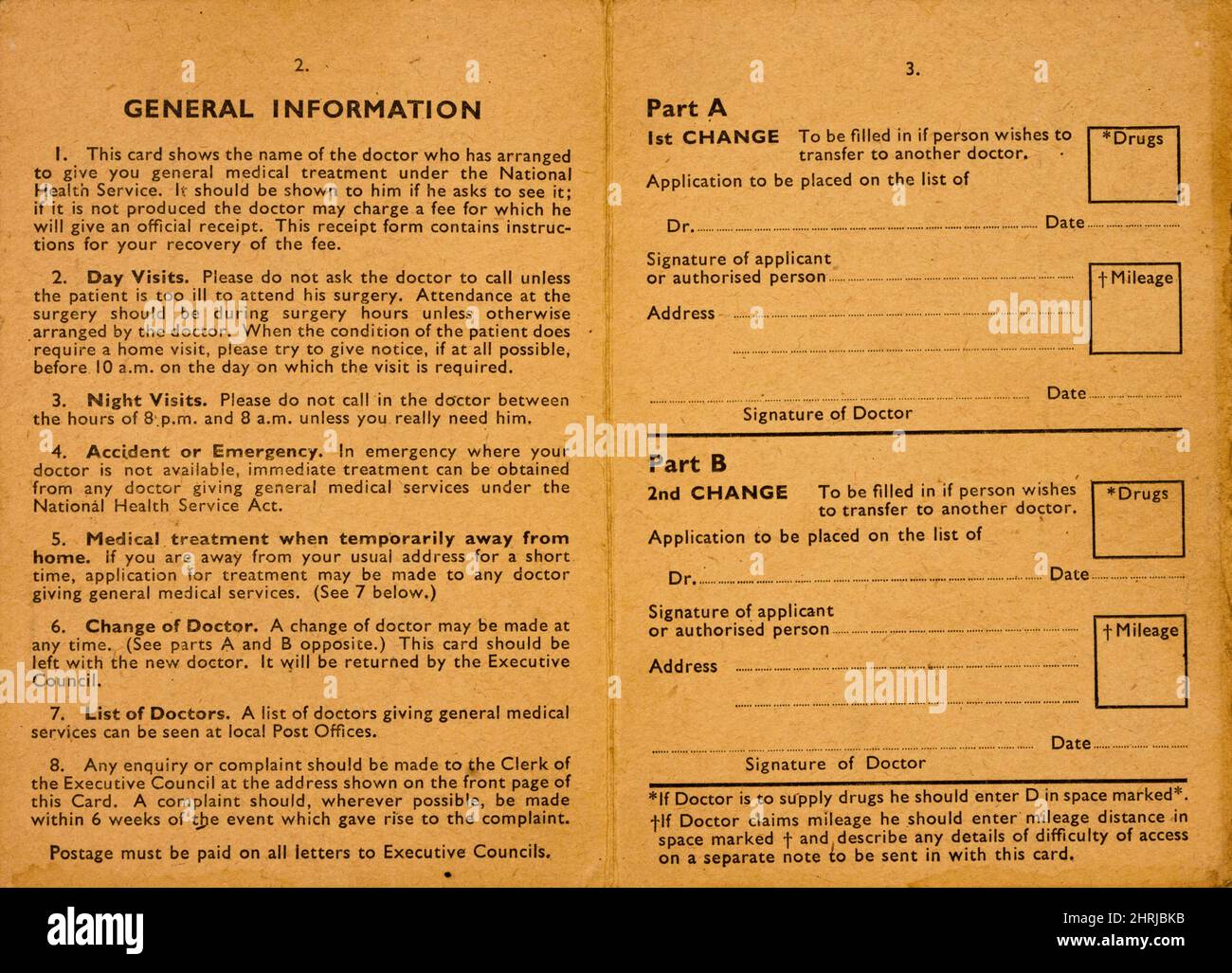 Das Innere einer medizinischen Karte des britischen National Health Service (NHS) aus dem Jahr 1948. Siehe auch 2HRJBHR Stockfoto