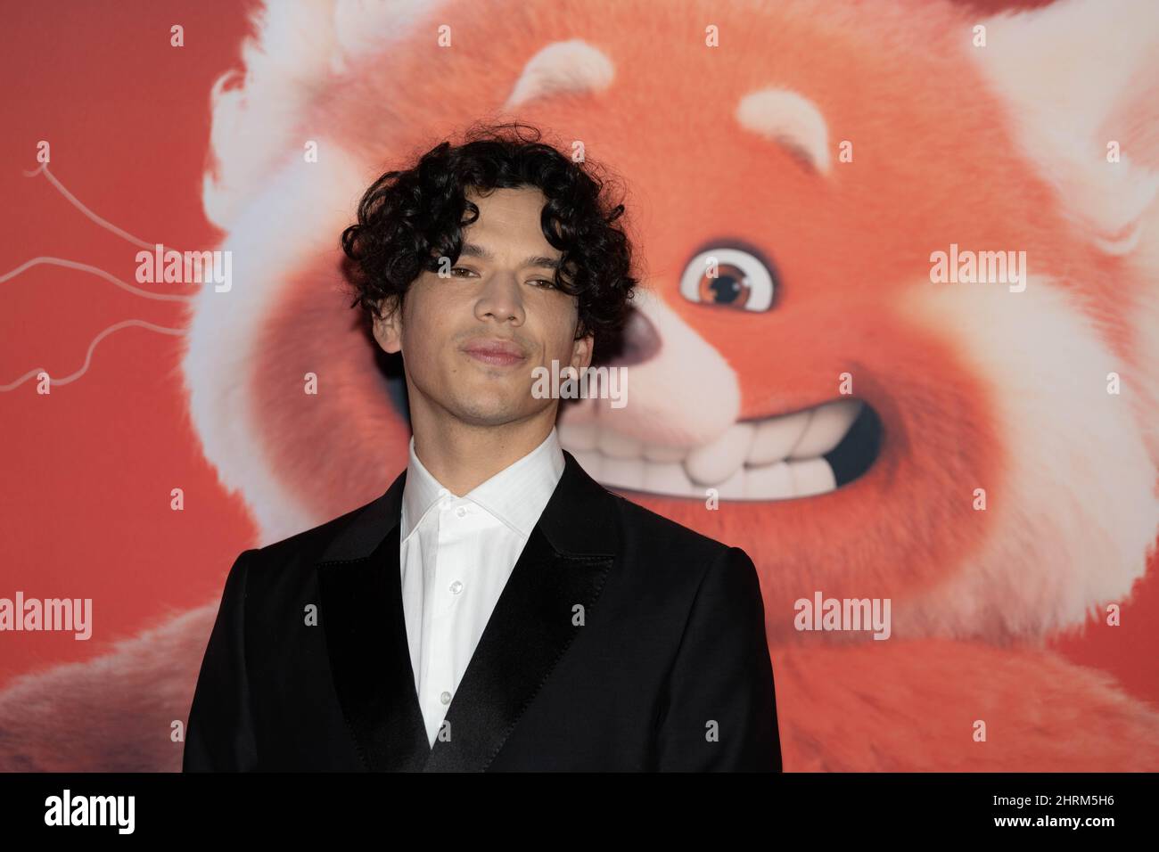 Rom, Italien - am 25. Februar 2022, Manuelito alias Hell Raton, besuchen Sie die „Red“-Premiere im Cinema Moderno. Credits: Luigi de Pompeis/Alamy Live News Stockfoto