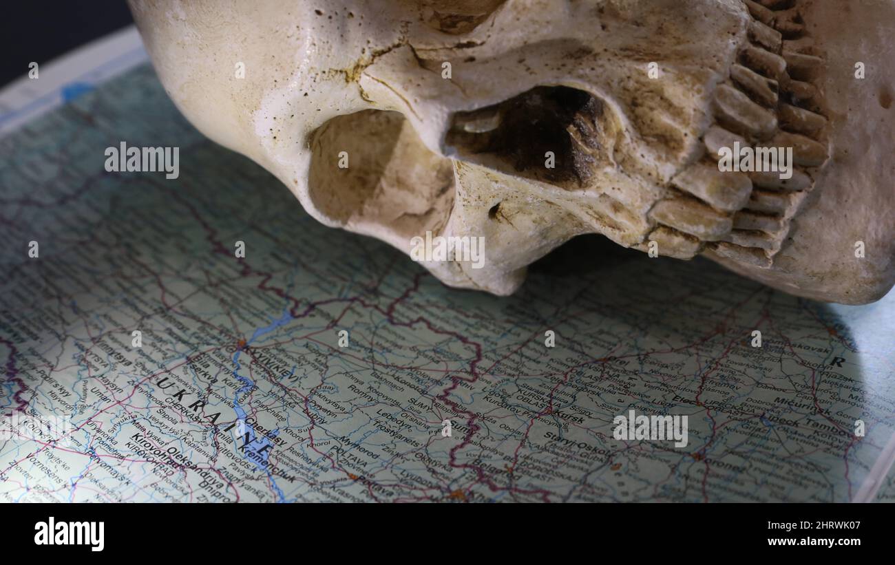 Eine Nahaufnahme Karte oder Atlas Ansicht des Landes der Ukraine mit