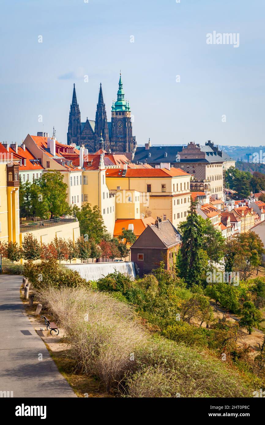Ansicht des Burgviertels (Hradcany) in Prag, Tschechische Republik Stockfoto