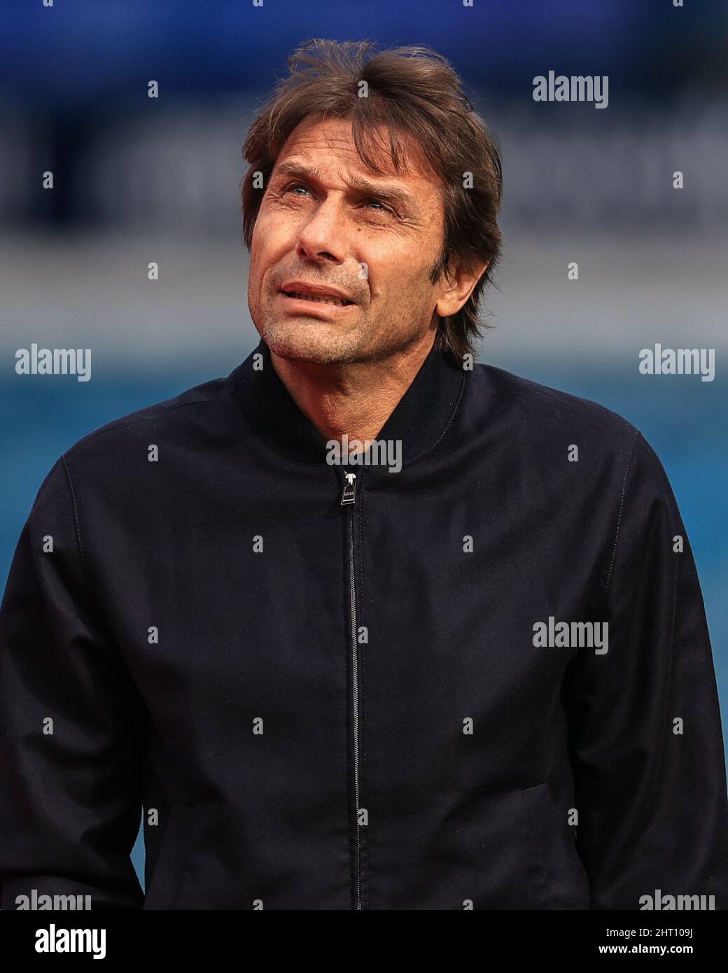 Antonio Conte, Manager von Tottenham Hotspur, kommt an der Elland Road an Stockfoto