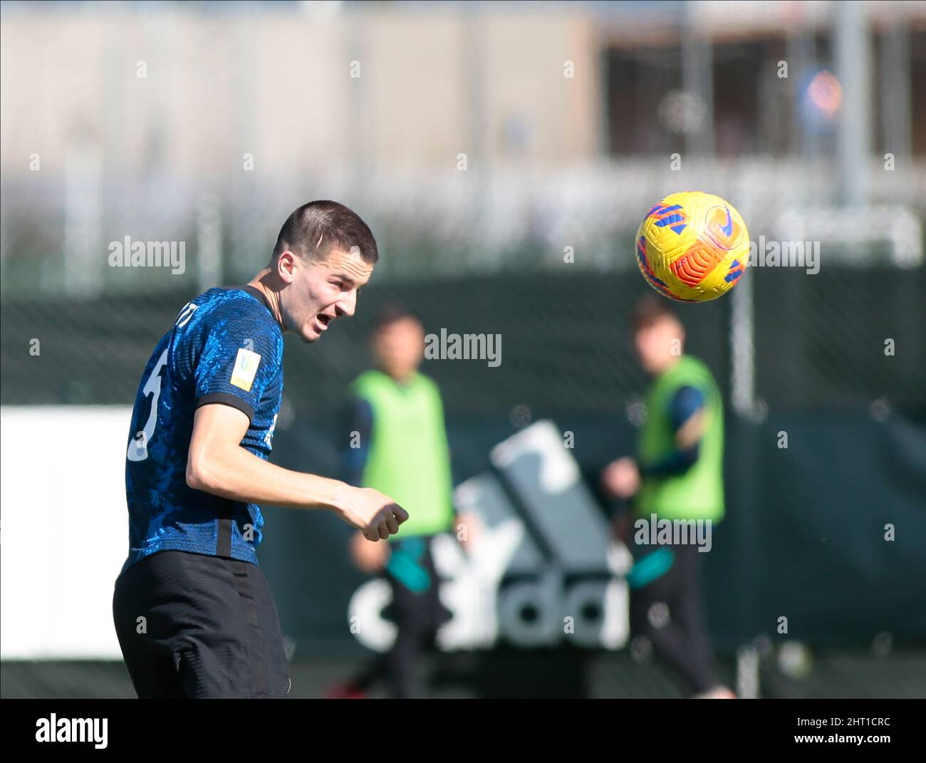 Turin, Italien. 26.. Februar 2022. Vinovo / Italien 26. Feb. 2022 während der italienischen Serie A U19, Fußballspiel zwischen Juventus U19 und Inter U19 im Juventus Training Center Credit: Nderim Kaceli/Alamy Live News Stockfoto