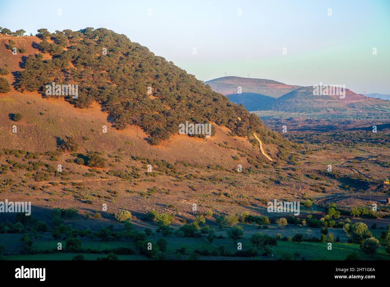 Ansicht des inaktiven Vulkans Kula, Land der Türkei Stockfoto