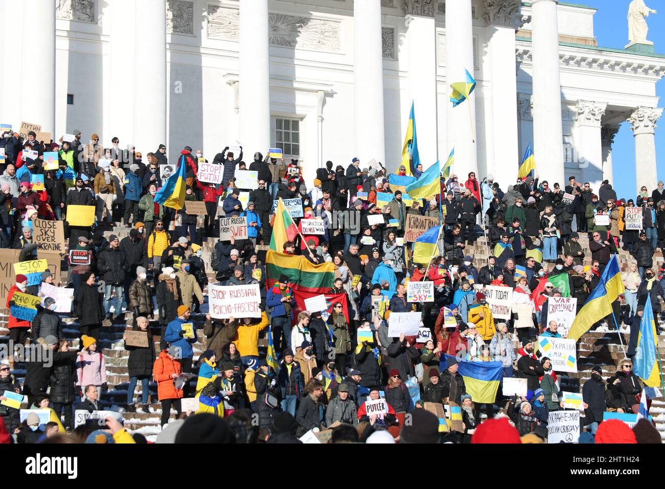 Demonstration gegen russischen Angriff auf die Ukraine. Stockfoto
