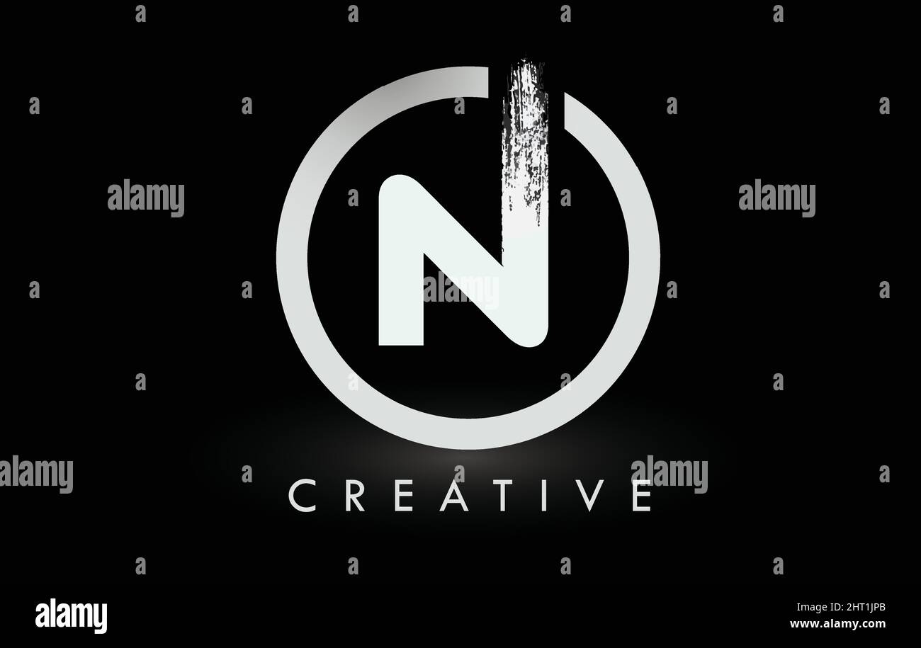 Weißes N-Pinsel-Logo mit schwarzem Kreis. Creative Brushed Letters Icon Logo. Stock Vektor