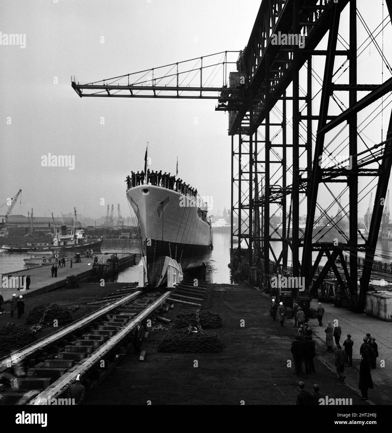 Prinzessin Alexandra startet das Schiff Waikato auf der Werft Harland und  Wolff in Belfast. 22.. Februar 1965 Stockfotografie - Alamy