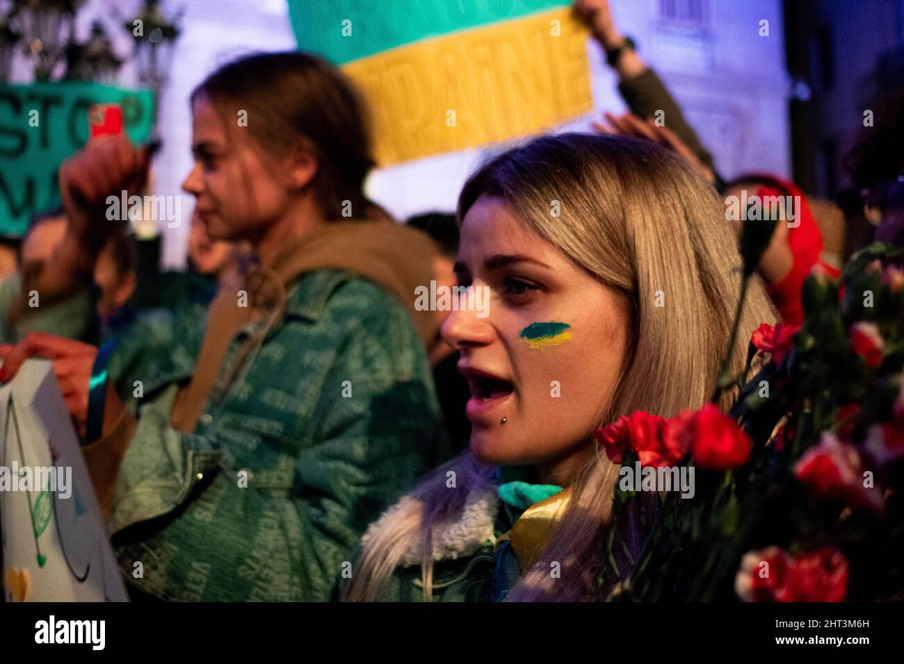 Maglietta "Ukraine Girl": Un Gesto Di Supporto, Con Stile - 4