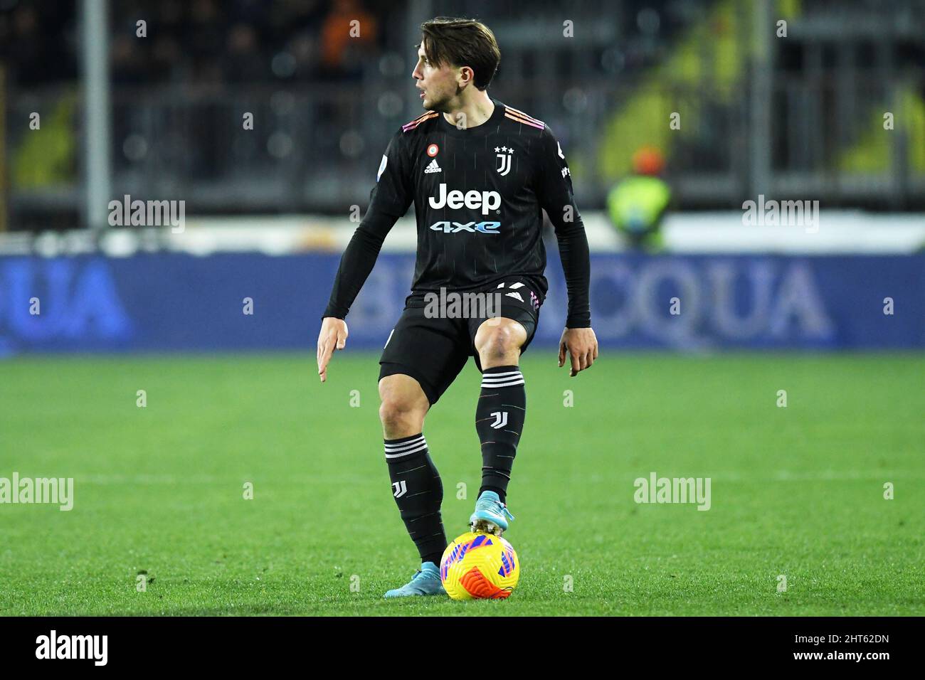 Empoli, Italien , 26. Februar , 2022 im Bild von links nach rechts, Luca Pellegrini von Juventus während des Fußballs Serie A Spiel Empoli gegen Juventus Credit: Massimo Insabato/Alamy Live News Stockfoto