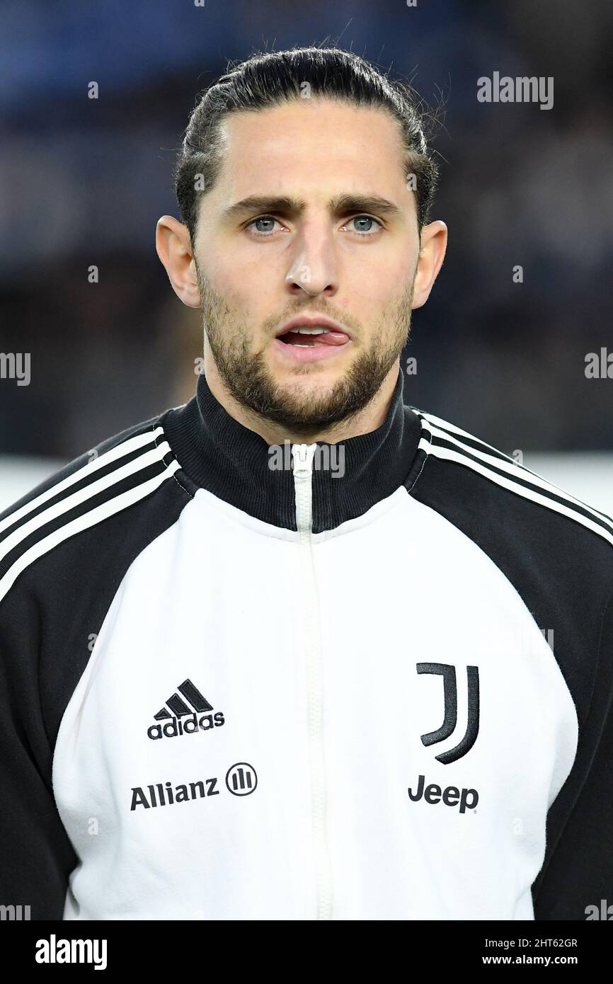 Empoli, Italien , 26.. Februar , 2022 Bild links nach rechts, Adrien Rabiot von Juventus Während des Fußballs Serie A Spiel Empoli gegen Juventus Kredit: Massimo Insabato/Alamy Live News Stockfoto