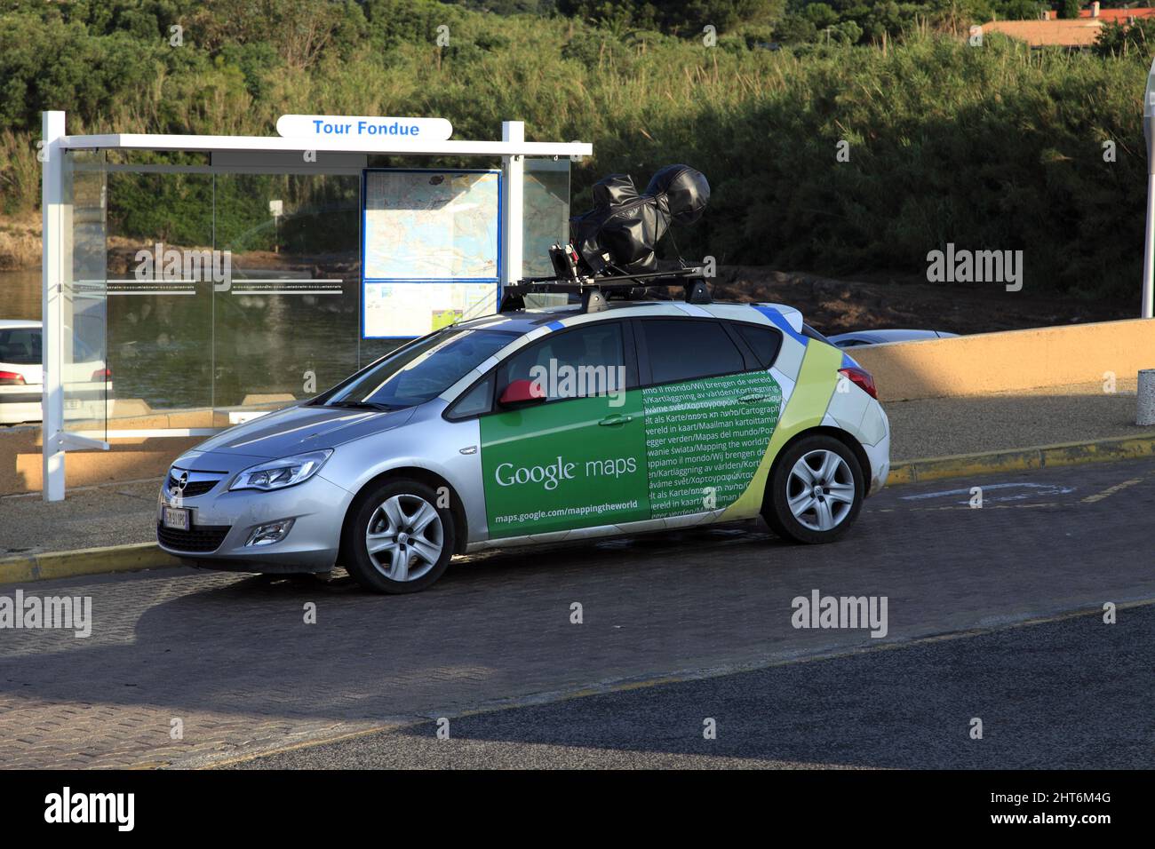 Auto : Google Maps bei der Arbeit Stockfoto