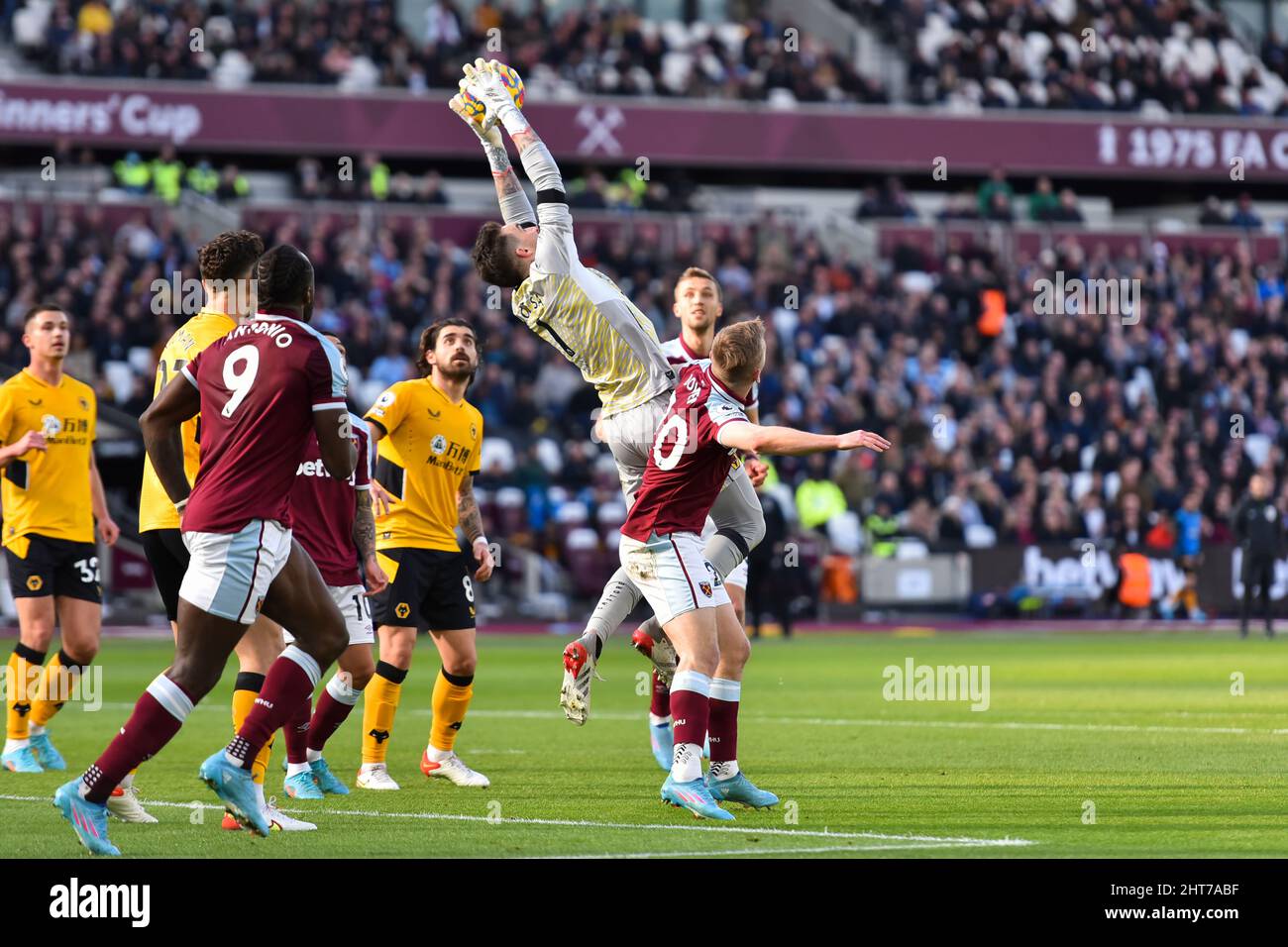 LONDON, GROSSBRITANNIEN. FEB 27. Jose Sa von Wolverhampton in Aktion während des Premier League-Spiels zwischen West Ham United und Wolverhampton Wanderers am Sonntag, den 2022. Februar, im London Stadium, Stratford. (Kredit: Ivan Yordanov | MI Nachrichten) Kredit: MI Nachrichten & Sport /Alamy Live Nachrichten Stockfoto