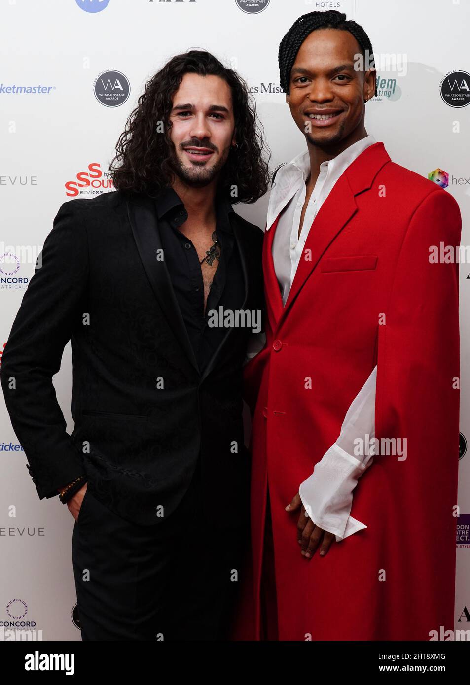 Graziano Di Prima und Johannes Radebe nehmen an den WhatsOnStage Awards im Prince of Wales Theatre, London, Teil. Bilddatum: Sonntag, 27. Februar 2022. Stockfoto