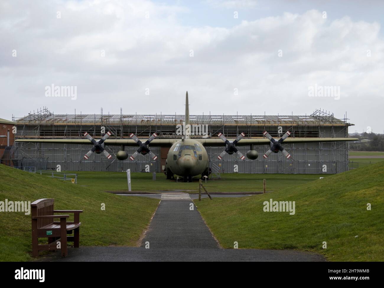 Transportflugzeug C-130 im RAF Cosford Museum UK Stockfoto