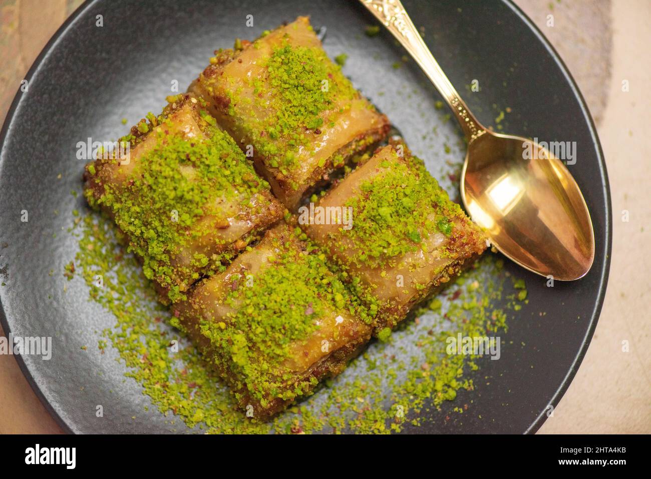 Nahaufnahme des traditionellen Nahost-Baklava-Dessert mit Pistazie Stockfoto