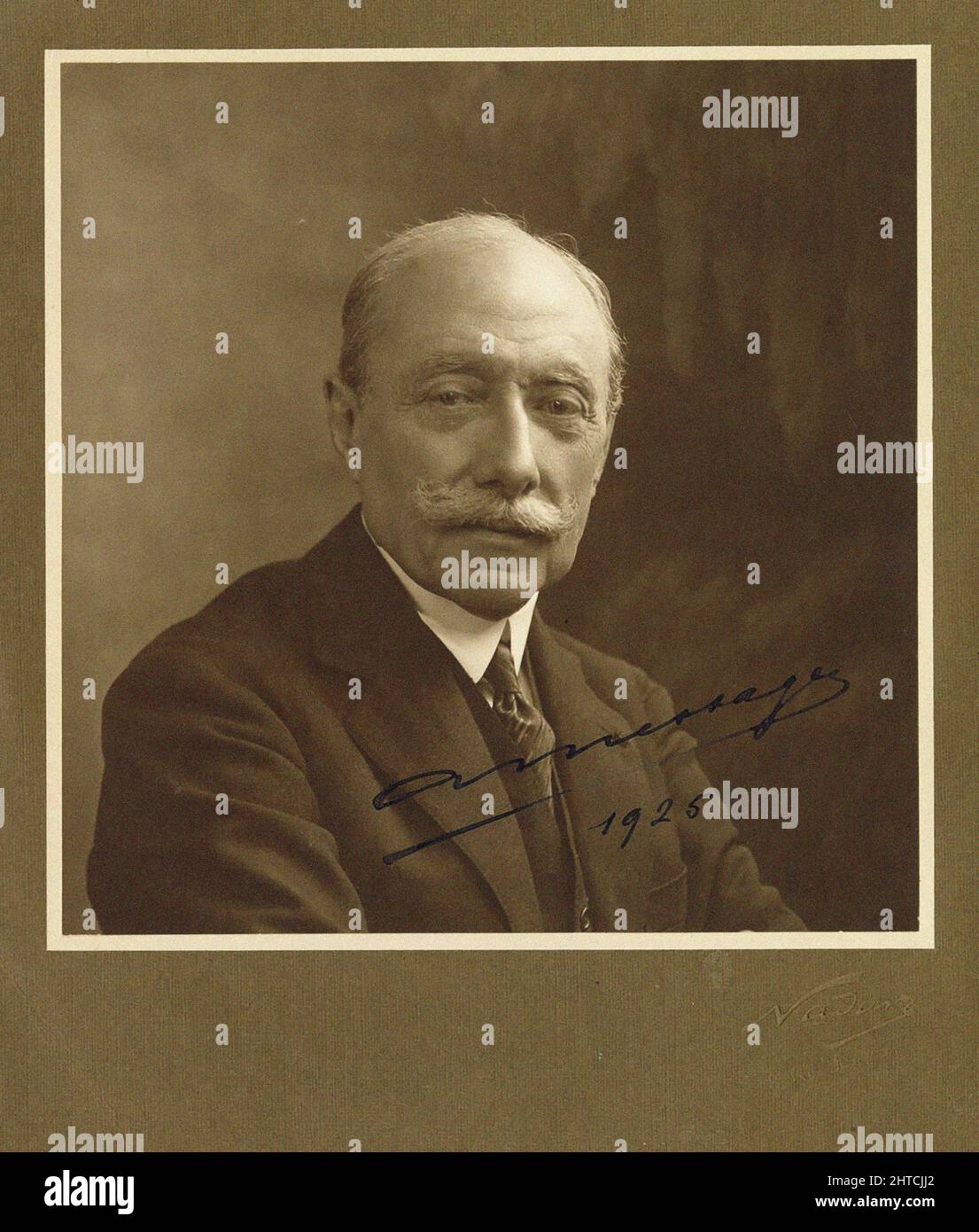 Porträt des Pianisten und Komponisten Andr&#xe9; Messager (1853-1929), 1925. Private Sammlung. Stockfoto