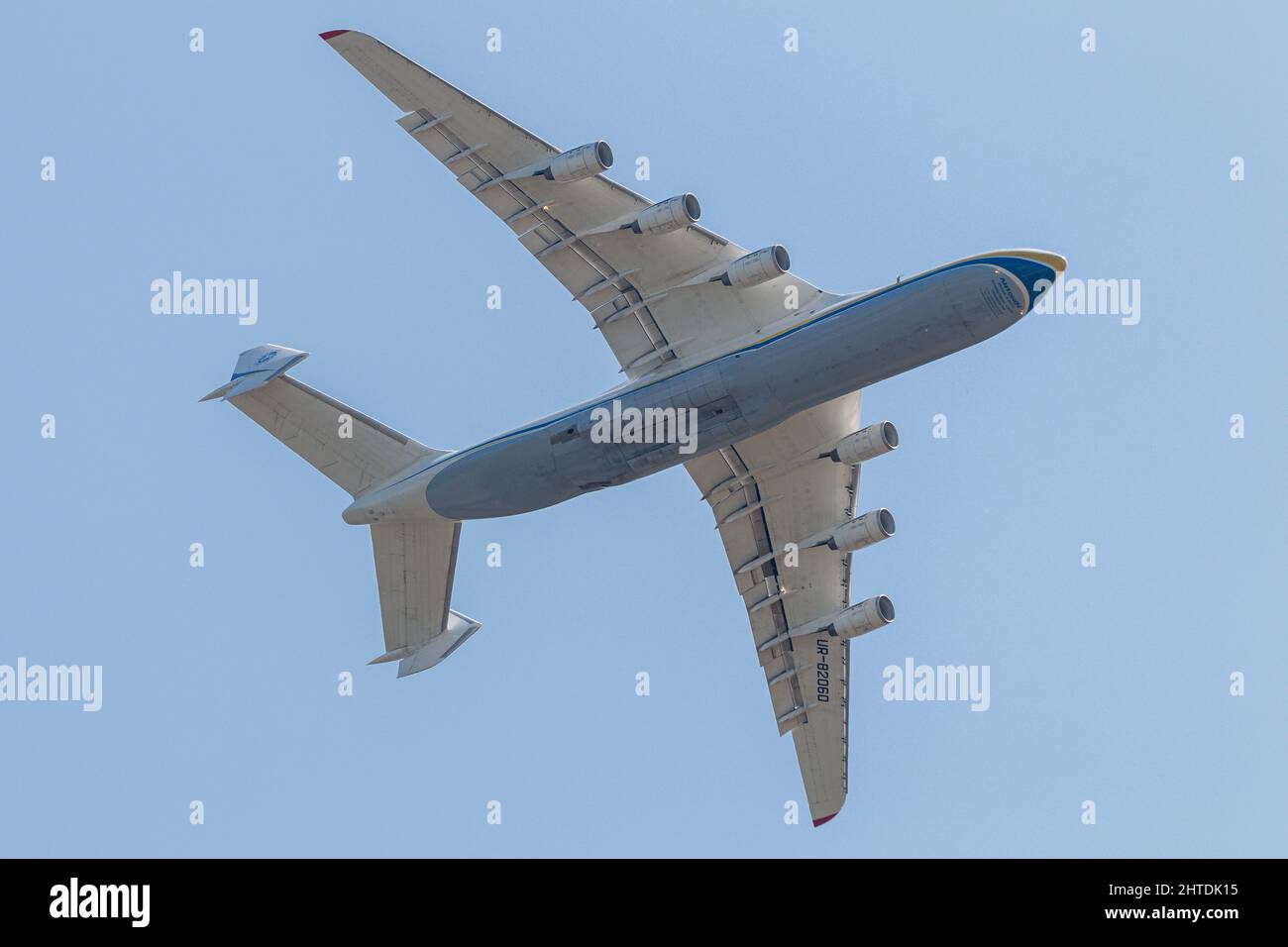 Antonov an-225 Mriya, das größte Flugzeug der Welt, das in der Ukraine zerstört wurde Stockfoto