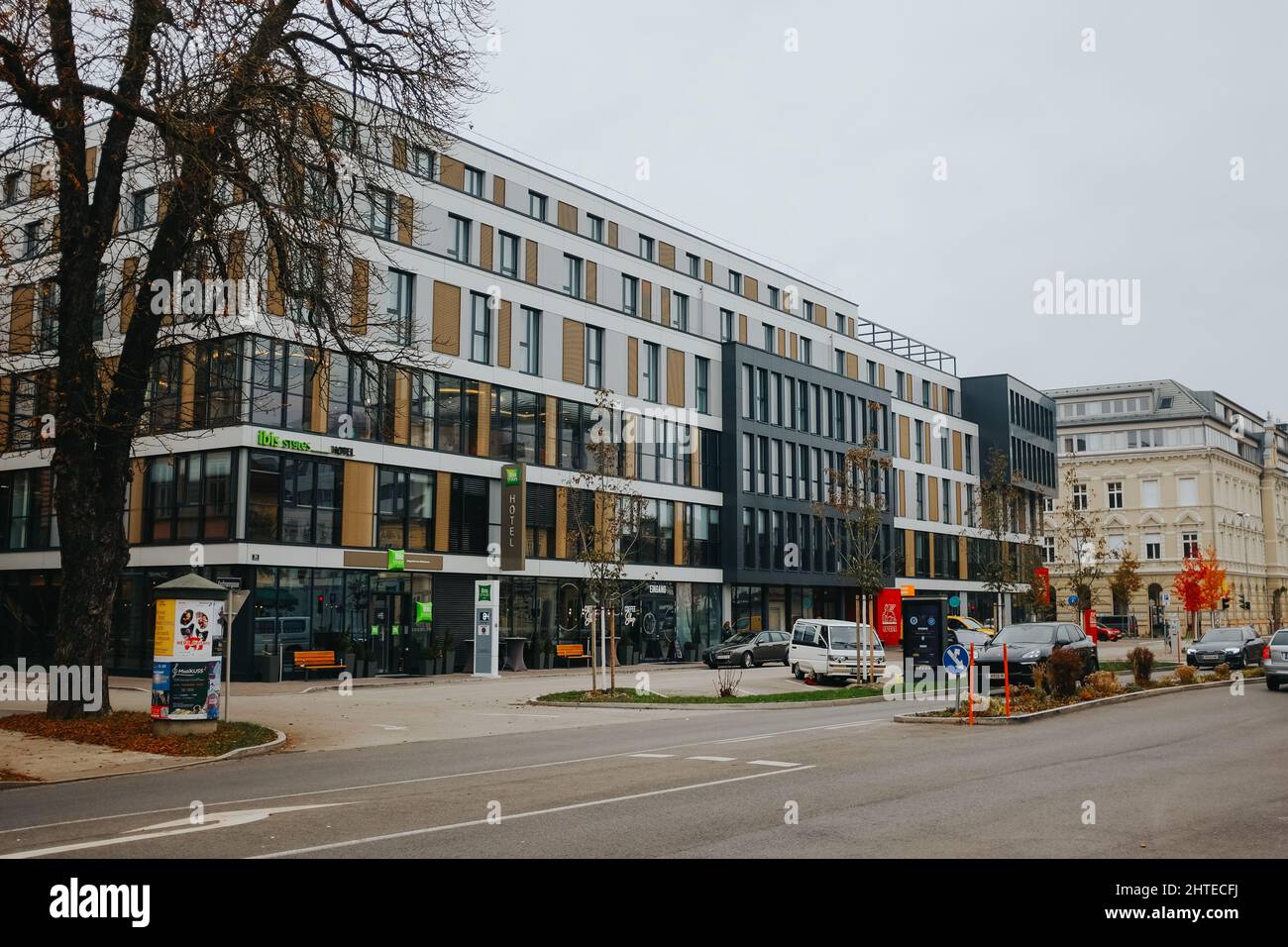 Zentral gelegenes ibis Styles Hotel in Klagenfurt, Österreich Stockfoto