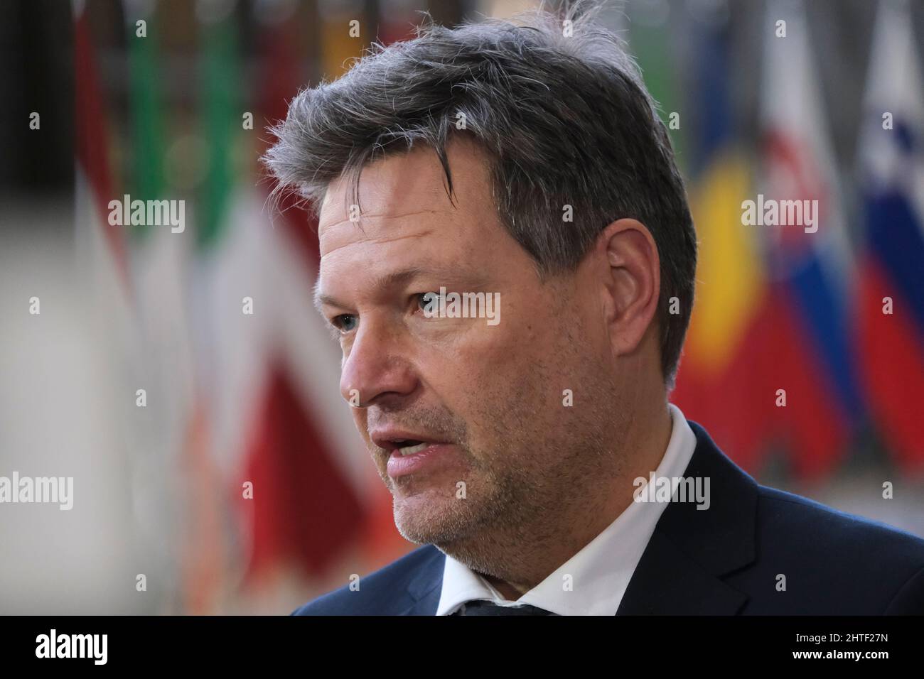 Brüssel, Belgien. 28.. Februar 2022. Minister Robert Habeck kommt zu einer Dringlichkeitssitzung, um die Energiesituation in Europa während der russischen Invasion der Ukraine in Brüssel, Belgien, am 28. Februar 2022 zu diskutieren. Kredit: ALEXANDROS MICHAILIDIS/Alamy Live Nachrichten Stockfoto