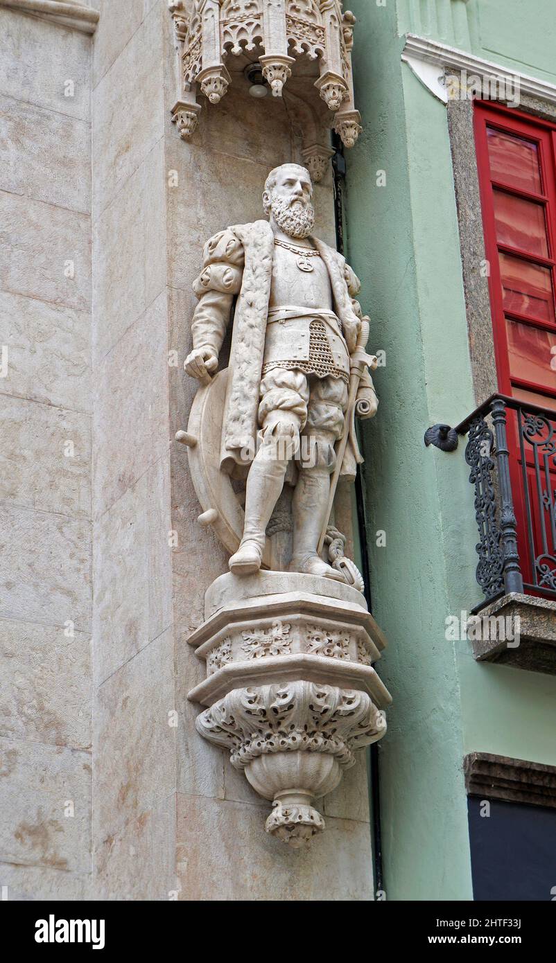 Dekorative Skulptur an der Fassade, Portugiesischer Königlicher Lesesaal, Rio Stockfoto