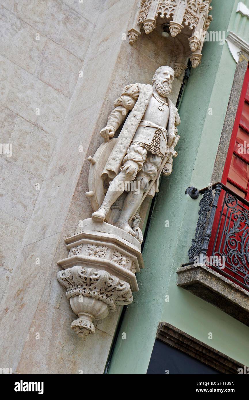 Dekorative Skulptur an der Fassade, Portugiesischer Königlicher Lesesaal, Rio Stockfoto