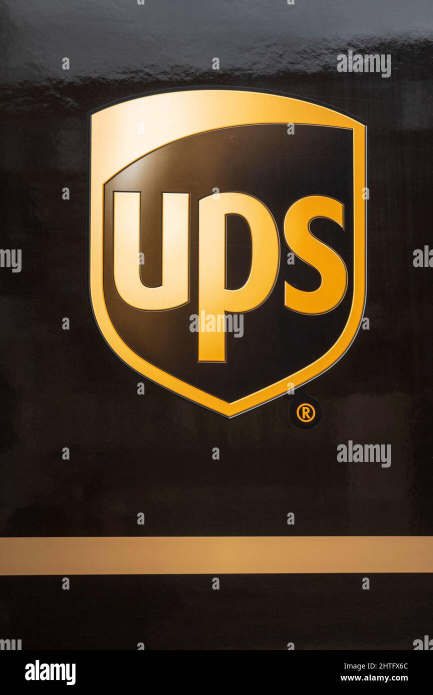 UPS (United Parcel Service), ein amerikanischer Versandkurier Stockfoto