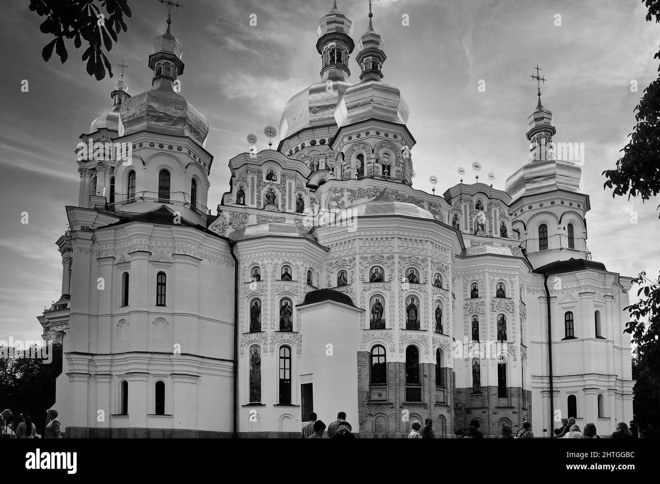 Das Kiewer Höhlenkloster ist ein historisches christliches, orientalisch-orthodoxes Kloster, das einem der Stadtteile, in denen es sich befindet, seinen Namen gab Stockfoto