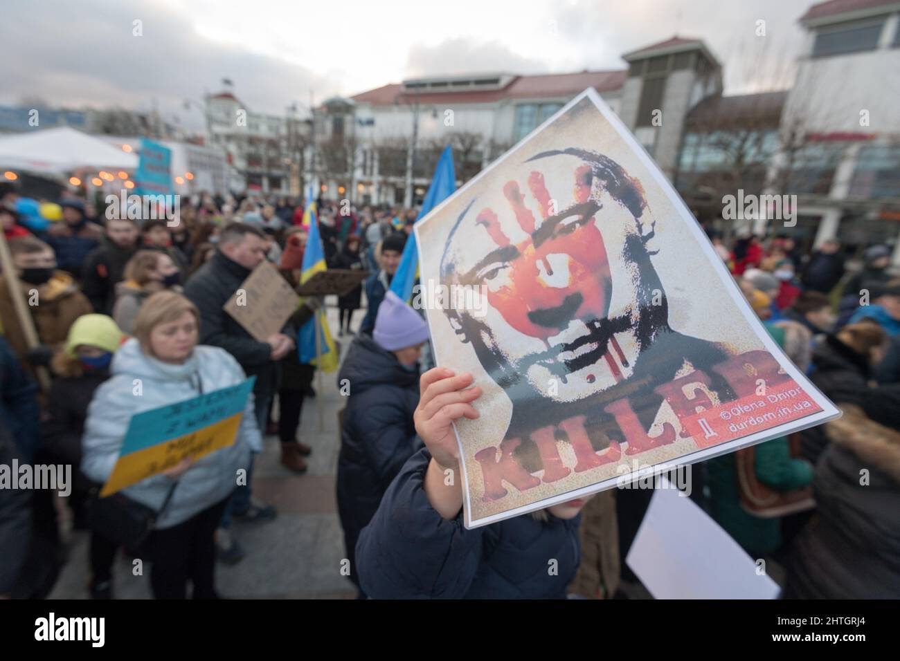 Anti-Kriegs-Protest der Ukrainer gegen russische Invasion in der Ukraine. Danzig, Polen, Februar 26. 2022 © Wojciech Strozyk / Alamy Stock Photo Stockfoto
