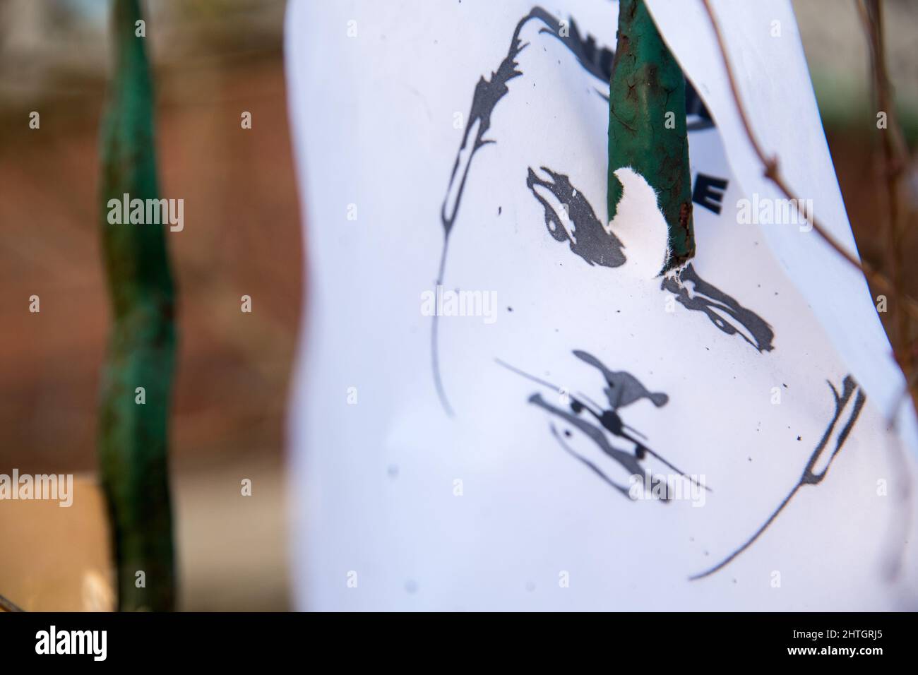 Anti-Kriegs-Protest der Ukrainer gegen russische Invasion in der Ukraine. Danzig, Polen, Februar 28. 2022 © Wojciech Strozyk / Alamy Stock Photo Stockfoto