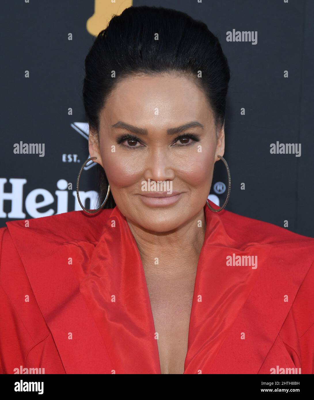 Los Angeles, USA. 28.. Februar 2022. TIA Carrere kommt zu den jährlichen HCA Film Awards 5., die am Montag, den 28. Februar 2022, im Avalon Hollywood in Los Angeles, CA, abgehalten werden. (Foto: Sthanlee B. Mirador/Sipa USA) Quelle: SIPA USA/Alamy Live News Stockfoto