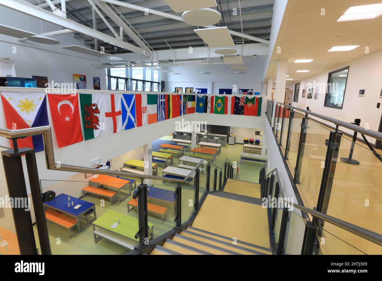 Moderne High School, Kantine und Sozialbereich. Stockfoto