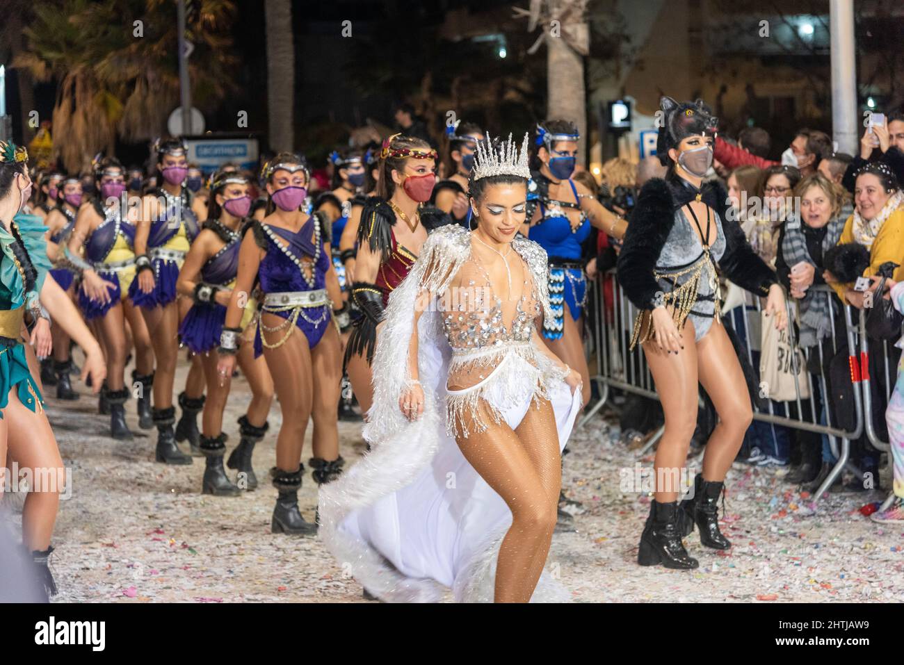 sitges Carnaval 2022 desfile de sonrisas en la rua de la disbauxa 2022 Stockfoto