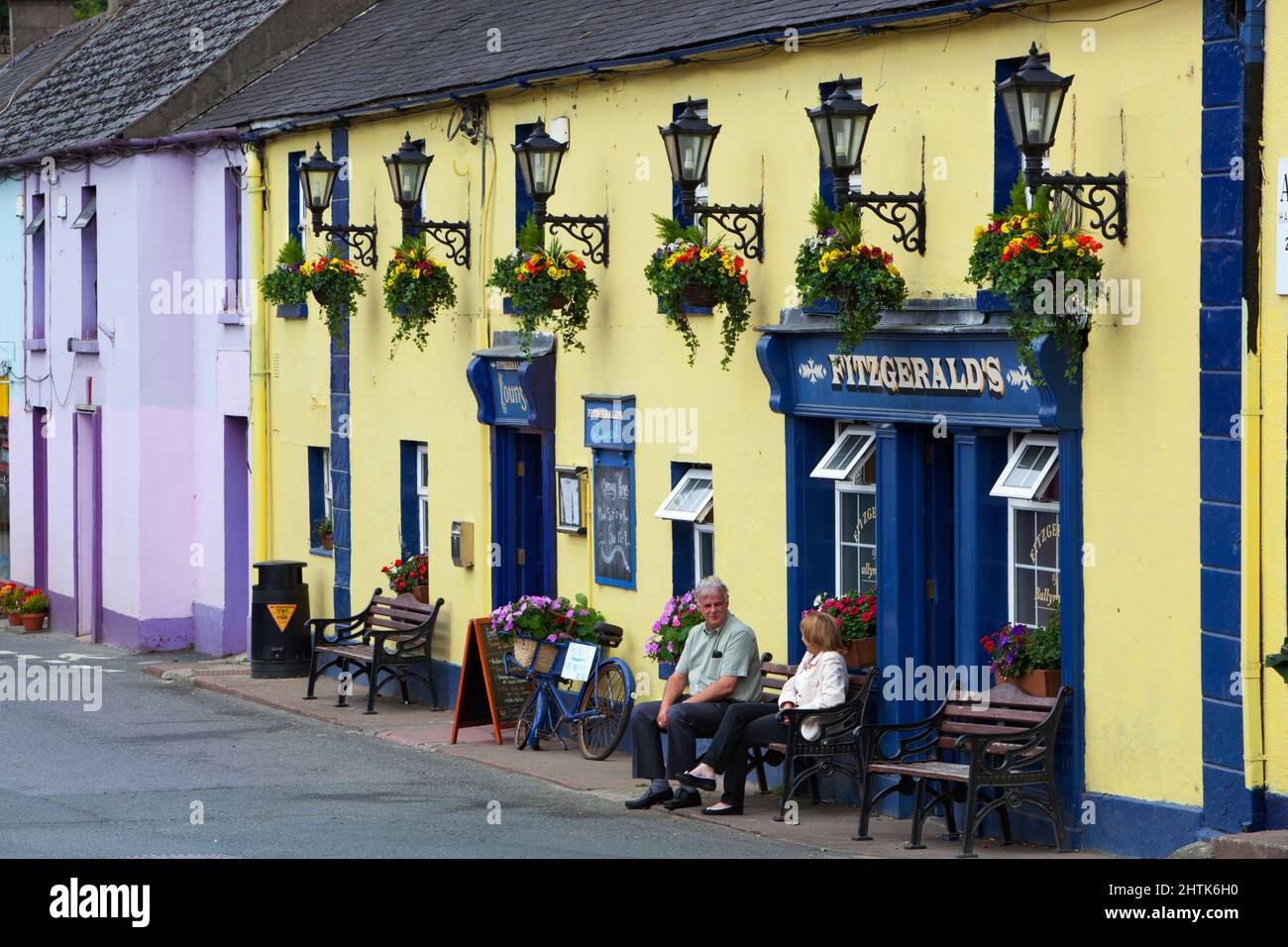 Fitzgerald's Irish Pub in einem Dorf, das in der BBC-Fernsehserie Ballykissangel, Avoca, County Wicklow, Irland, zu sehen ist Stockfoto