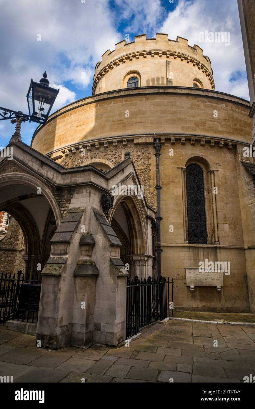 Temple Church, eine königliche eigentümliche Kirche in der City of London, erbaut von den Tempelrittern im 12.. Jahrhundert, London, England, Großbritannien Stockfoto