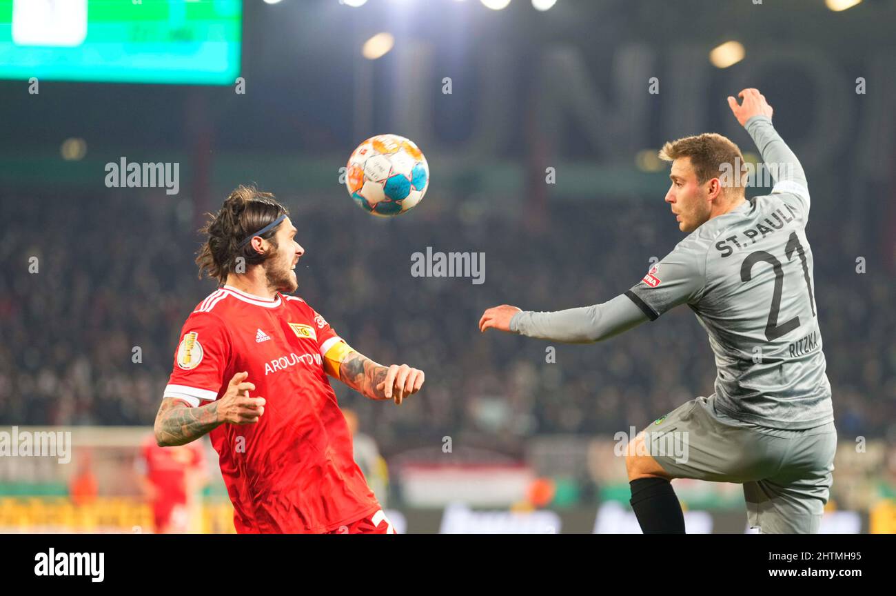 Berlin, 2. März 2022: Christopher Trimmel von der Union Berlin während der Union Berlin gegen den FC St. Pauli, Deutscher Pokal, im Stadion an der Alten FÃ¶rsterei. Kim Price/CSM. Stockfoto