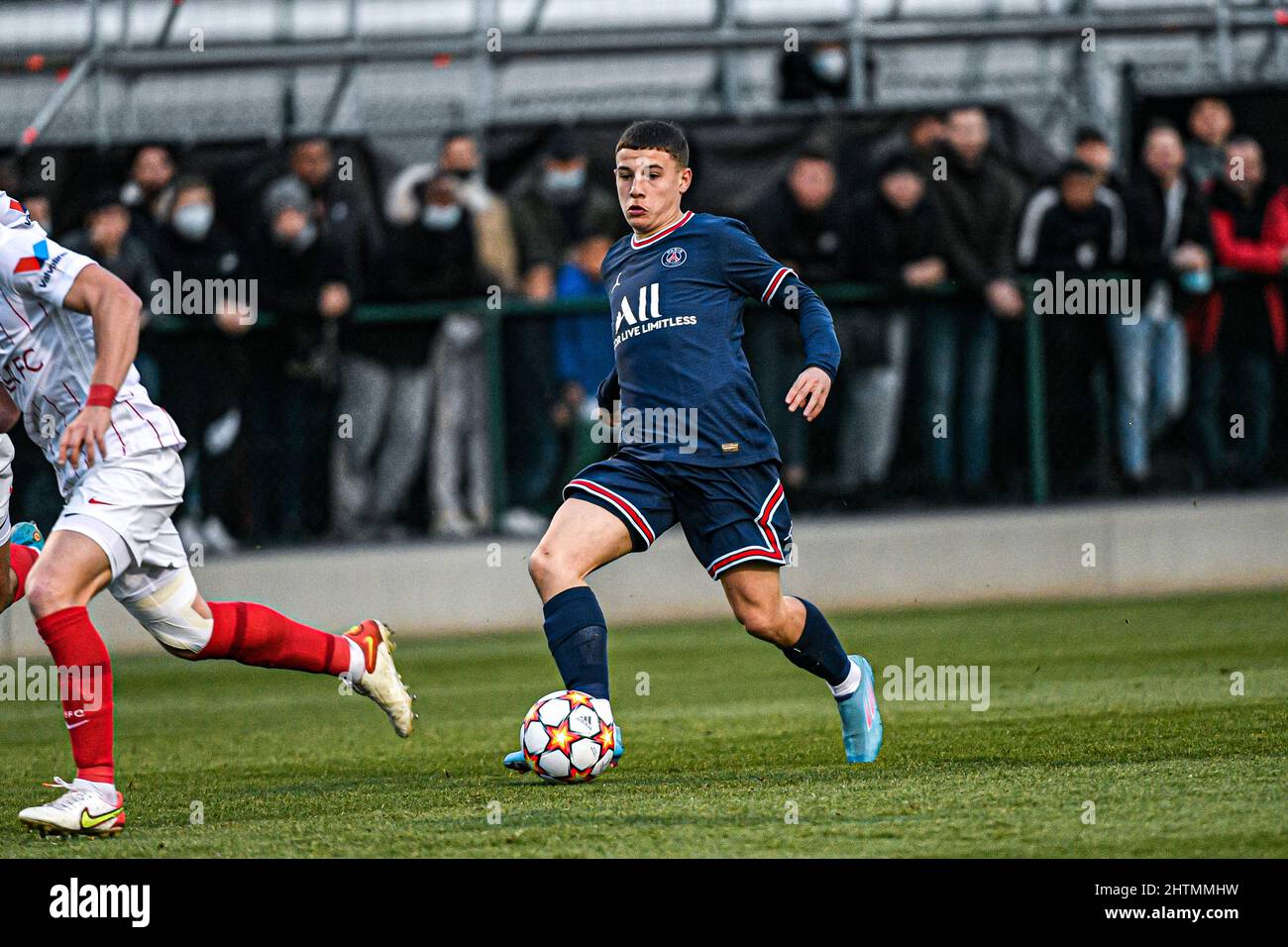 Saint-Germain-en-Laye, Frankreich, 1. März 2022, Ismael Gharbi von PSG während der UEFA Youth League (U19), einer Runde von 16 Fußballspielen zwischen Paris Saint-Germain (PSG) und Sevilla FC (Juvenil A) am 1. März 2022 im Georges Lefevre Stadion in Saint-Germain-en-Laye, Frankreich. Stockfoto