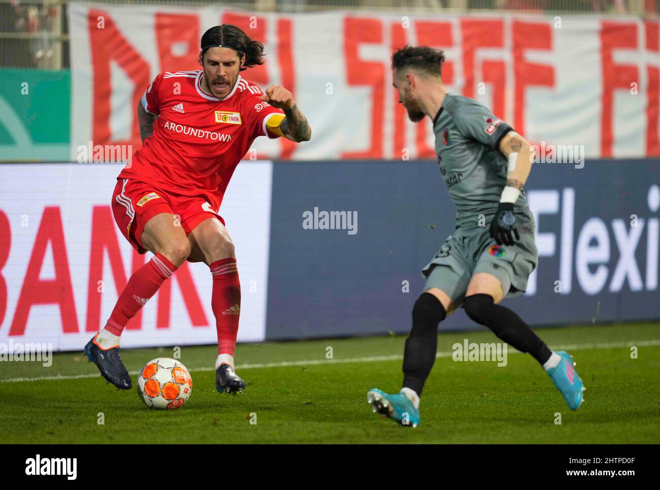 Berlin, 2. März 2022: Christopher Trimmel von der Union Berlin während der Union Berlin gegen den FC St. Pauli, Deutscher Pokal, im Stadion an der Alten FÃ¶rsterei. Kim Price/CSM. Stockfoto