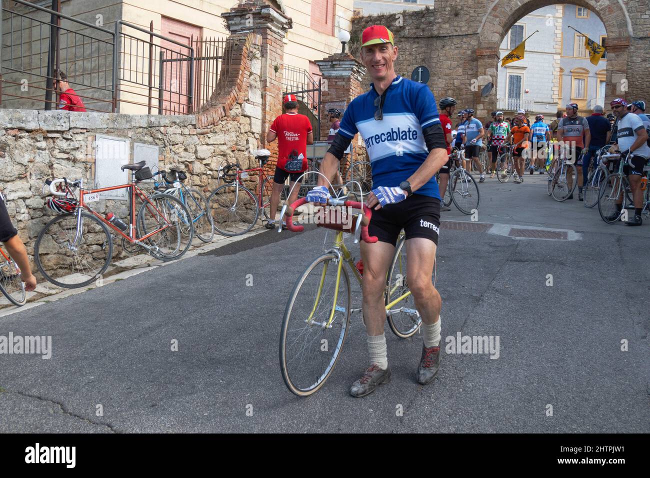 Eroica Radrennen, Asciano Dorf, Crete Senesi Gebiet, Provinz Siena, Toskana, Europa Stockfoto