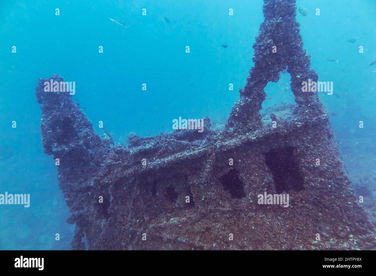 Ein zerstörtes Schiff, die Kwarcit, ein beliebter Tauchplatz vor der Südwestküste der Insel Sal, Kap Verde. Stockfoto