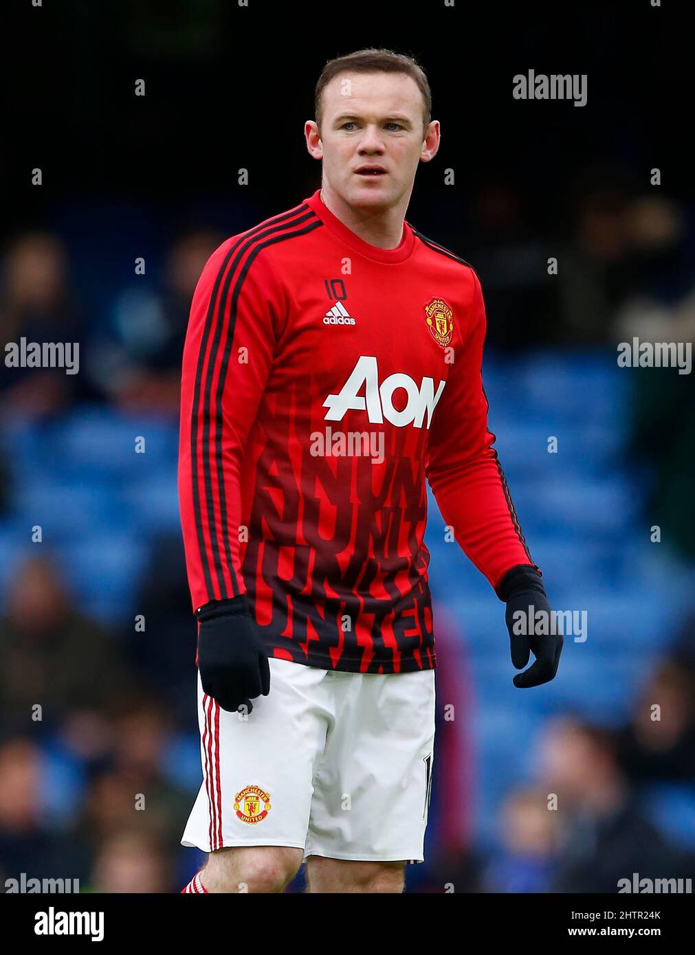 Wayne Rooney sah sich vor dem Barclays Premier League-Spiel zwischen Chelsea und Manchester United in Stamford Bridge in London aufgewärmt. 7. Februar 2016. James Boardman / Telephoto Images +44 7967 642437 Stockfoto