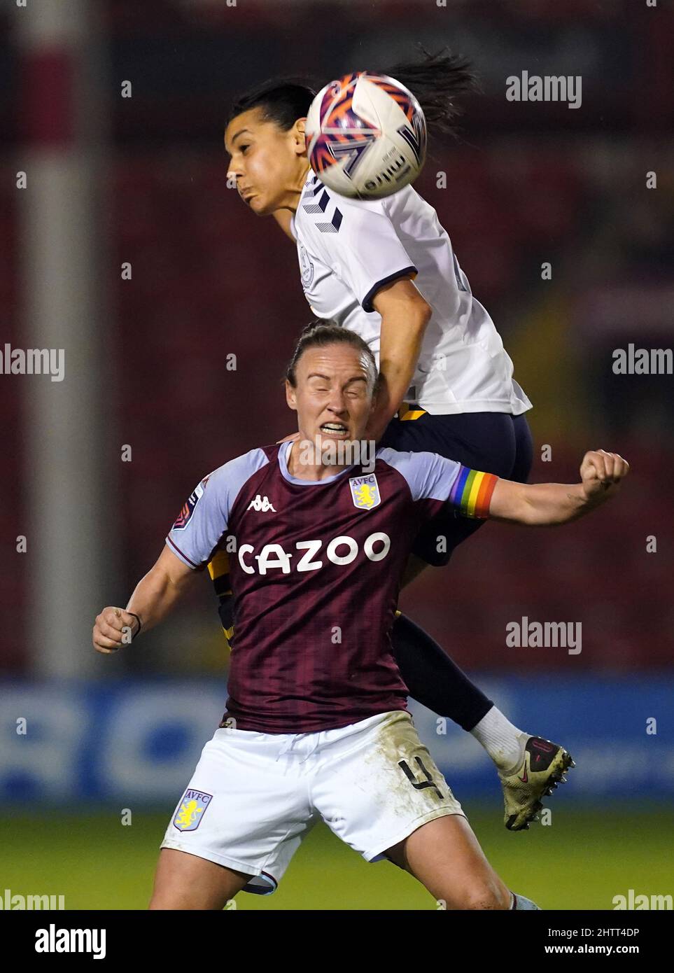 Remi Allen Kenza dali von aston villa -Fotos und -Bildmaterial in hoher Auflösung ...