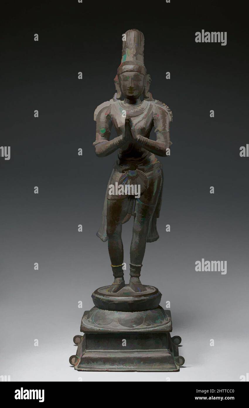 Kunst inspiriert von Shaivite Saint, Chola Periode (880–1279), 11. Jahrhundert, Indien (Tamil Nadu, Madurai Region), Kupfer, H. 22 1/2 Zoll (57,2 cm), Skulptur, Heiligenkulte sind im südindischen Hinduismus prominent. Heilige, die Shiva folgen, werden Nayanare genannt, und die von Vishnu, Alvare. In, Classic Works modernisiert von Artotop mit einem Schuss Moderne. Formen, Farbe und Wert, auffällige visuelle Wirkung auf Kunst. Emotionen durch Freiheit von Kunstwerken auf zeitgemäße Weise. Eine zeitlose Botschaft, die eine wild kreative neue Richtung verfolgt. Künstler, die sich dem digitalen Medium zuwenden und die Artotop NFT erschaffen Stockfoto