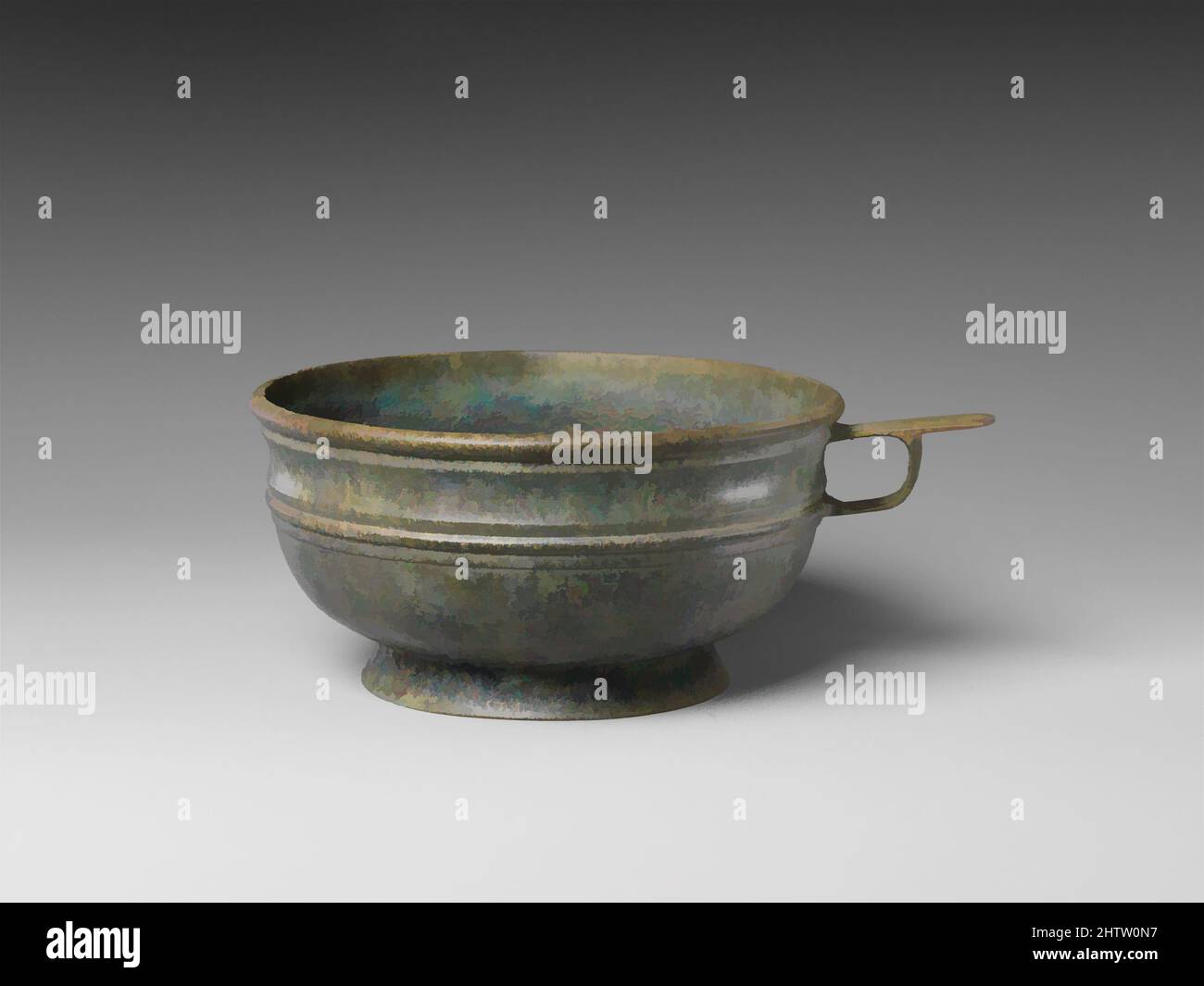 Kunst inspiriert von Schale mit Griff und Fußring, Goryeo-Dynastie (918–1392), Korea, Bronze, H. 3 Zoll (7,6 cm); Durchm. 5 7/8 Zoll (14,9 cm), Metallarbeiten, Klassisches Werk, modernisiert von Artotop mit einem Schuss Moderne. Formen, Farbe und Wert, auffällige visuelle Wirkung auf Kunst. Emotionen durch Freiheit von Kunstwerken auf zeitgemäße Weise. Eine zeitlose Botschaft, die eine wild kreative neue Richtung verfolgt. Künstler, die sich dem digitalen Medium zuwenden und die Artotop NFT erschaffen Stockfoto