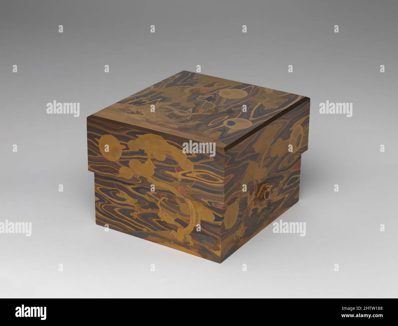 Kunst inspiriert von der Schachtel für Haarschmuck (motoyui-bako) mit Kiefer, Bambus, Pflaume und Tokugawa Familienwappen auf Holzmaserboden, 木目地松竹梅葵紋蒔絵元結箱, Edo-Zeit (1615–1868), Anfang des 18.. Jahrhunderts, Japan, Lackiertes Holz mit Gold, Silber Takamaki-e, hiramaki-e, Togidashimaki-e, Gold und Silber, Klassische Werke, die von Artotop mit einem Hauch von Moderne modernisiert wurden. Formen, Farbe und Wert, auffällige visuelle Wirkung auf Kunst. Emotionen durch Freiheit von Kunstwerken auf zeitgemäße Weise. Eine zeitlose Botschaft, die eine wild kreative neue Richtung verfolgt. Künstler, die sich dem digitalen Medium zuwenden und die Artotop NFT erschaffen Stockfoto