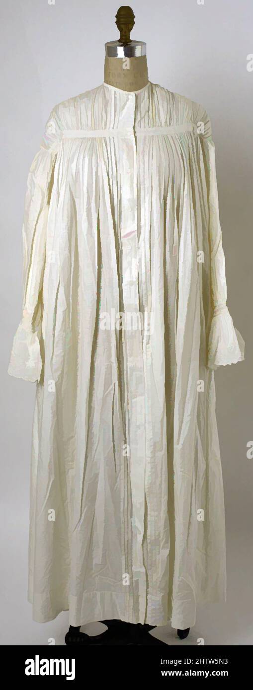 Art Inspired by Nightgown, 1825–30, wahrscheinlich amerikanisch, Baumwolle, Klassische Werke, die von Artotop mit einem Schuss Modernität modernisiert wurden. Formen, Farbe und Wert, auffällige visuelle Wirkung auf Kunst. Emotionen durch Freiheit von Kunstwerken auf zeitgemäße Weise. Eine zeitlose Botschaft, die eine wild kreative neue Richtung verfolgt. Künstler, die sich dem digitalen Medium zuwenden und die Artotop NFT erschaffen Stockfoto