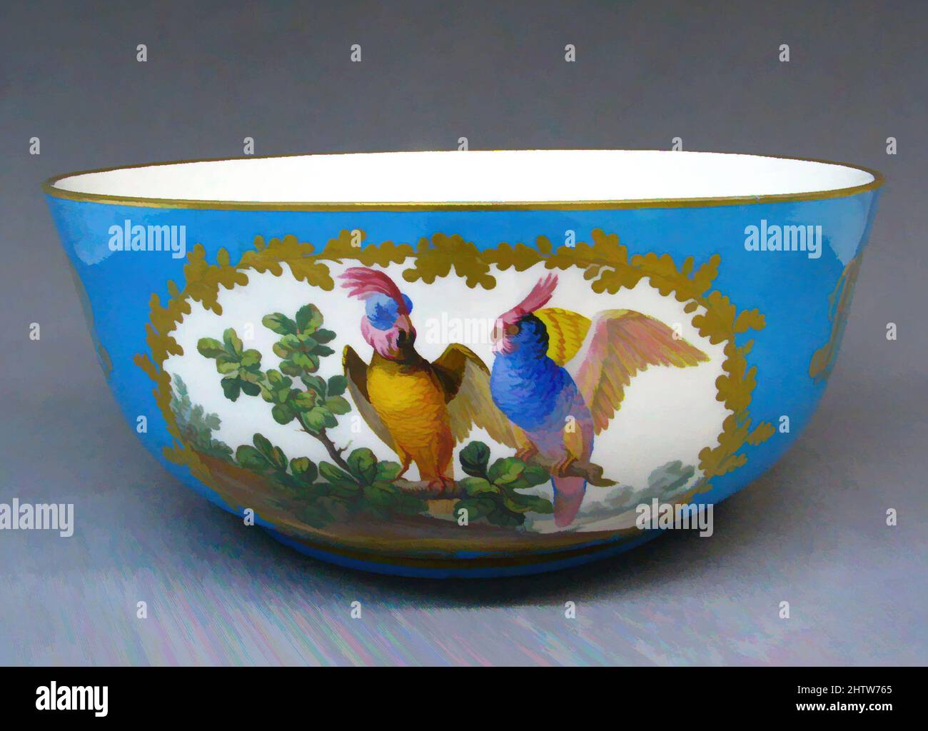 Kunst inspiriert von Punch Bowl (jatte à Punch), 1772, Französisch, Sèvres, Weichporzellan, 5 1/8 × 13 1/4 Zoll (13 × 33,7 cm), Keramik-Porzellan, die Tischservices, die im 18. Jahrhundert in Sèvres hergestellt wurden, waren hochgeschätzt und extrem teuer. Sie wurden nicht nur von den von Artotop modernisierten, klassischen Werken mit einem Schuss Modernität erworben. Formen, Farbe und Wert, auffällige visuelle Wirkung auf Kunst. Emotionen durch Freiheit von Kunstwerken auf zeitgemäße Weise. Eine zeitlose Botschaft, die eine wild kreative neue Richtung verfolgt. Künstler, die sich dem digitalen Medium zuwenden und die Artotop NFT erschaffen Stockfoto