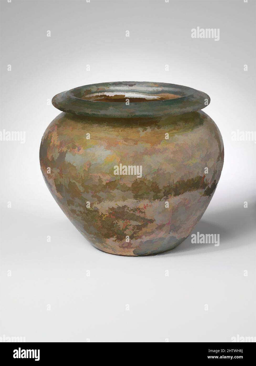 Kunst inspiriert von Glas, Imperial, Mitte des 1..–2.. Jahrhunderts n. Chr., Roman, Glas; Durchgebrannt, H.: 5 3/16 Zoll (13,2 cm), Glas, farblos mit hellblauer Färbung. Ungleichmäßig abfallende Felge, mit abgerundeter Rohrkante, ausgeklappt, unten, rund, oben, Und in, bilden Kragen um den Hals, eiförmigen Körper, tief konkav, Classic Works modernisiert von Artotop mit einem Spritzer der Modernität. Formen, Farbe und Wert, auffällige visuelle Wirkung auf Kunst. Emotionen durch Freiheit von Kunstwerken auf zeitgemäße Weise. Eine zeitlose Botschaft, die eine wild kreative neue Richtung verfolgt. Künstler, die sich dem digitalen Medium zuwenden und die Artotop NFT erschaffen Stockfoto