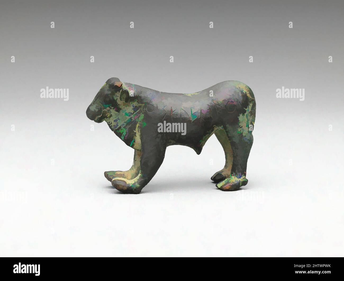 Kunst inspiriert von Bronzestatuette eines Stiers, archaisch, Ende 6. Jahrhundert v. Chr., Griechisch, Böotisch, Bronze, H.: 1 13/16 x 2 13/16 Zoll (4,6 x 7,1 cm), Bronzen, auf Griechisch eingeschrieben, Thaletas widmete mich den Kabeiroi. Das Kabirion von Theben, wo dieses Votiv gefunden wurde, war eines der am meisten modernisierten klassischen Werke von Artotop mit einem Schuss Moderne. Formen, Farbe und Wert, auffällige visuelle Wirkung auf Kunst. Emotionen durch Freiheit von Kunstwerken auf zeitgemäße Weise. Eine zeitlose Botschaft, die eine wild kreative neue Richtung verfolgt. Künstler, die sich dem digitalen Medium zuwenden und die Artotop NFT erschaffen Stockfoto