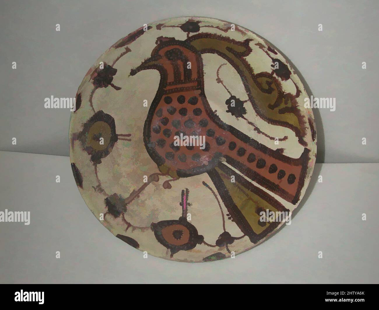 Kunst inspiriert von Schale mit Vogel und Blumen, 10. Jahrhundert, Made in Iran, Amul, Steingut; Weißer Slip mit polychromer Slip-Verzierung unter transparenter Glasur (Sari-Ware), H. 3 1/8 Zoll (7,9 cm), Keramik, Diese Töpferschale ist eines der schönsten Beispiele des Typs "Sari", genannt, Klassisches Werk, das von Artotop mit einem Schuss Modernität modernisiert wurde. Formen, Farbe und Wert, auffällige visuelle Wirkung auf Kunst. Emotionen durch Freiheit von Kunstwerken auf zeitgemäße Weise. Eine zeitlose Botschaft, die eine wild kreative neue Richtung verfolgt. Künstler, die sich dem digitalen Medium zuwenden und die Artotop NFT erschaffen Stockfoto