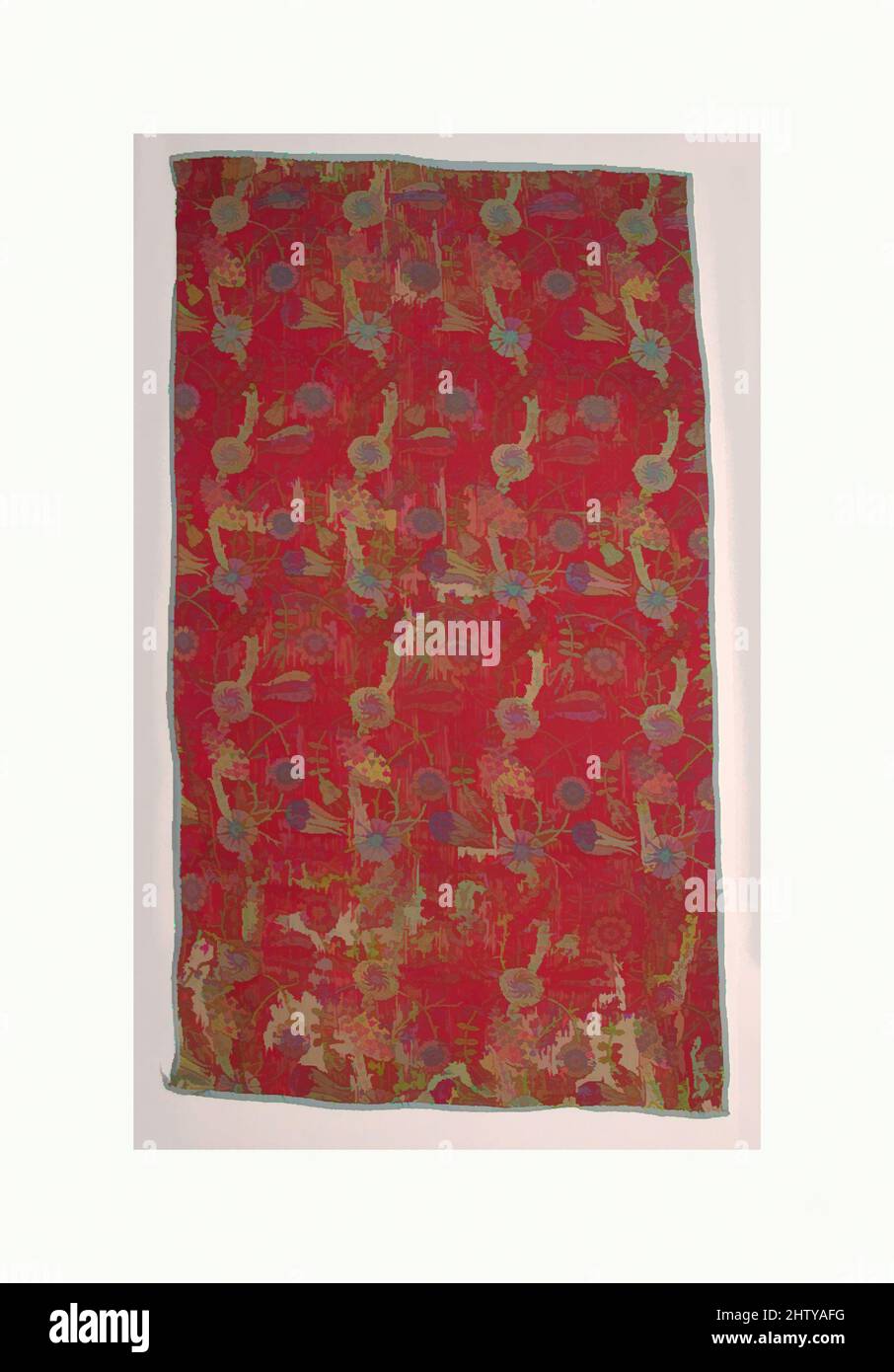 Kunst inspiriert von Fragment, Ende des 17.. Jahrhunderts, der Türkei zugeschrieben, Seide, Metallfaden, Textil: L. 26 Zoll (66 cm), Textilien-gewobene, Klassisches Werk, modernisiert von Artotop mit einem Schuss Moderne. Formen, Farbe und Wert, auffällige visuelle Wirkung auf Kunst. Emotionen durch Freiheit von Kunstwerken auf zeitgemäße Weise. Eine zeitlose Botschaft, die eine wild kreative neue Richtung verfolgt. Künstler, die sich dem digitalen Medium zuwenden und die Artotop NFT erschaffen Stockfoto