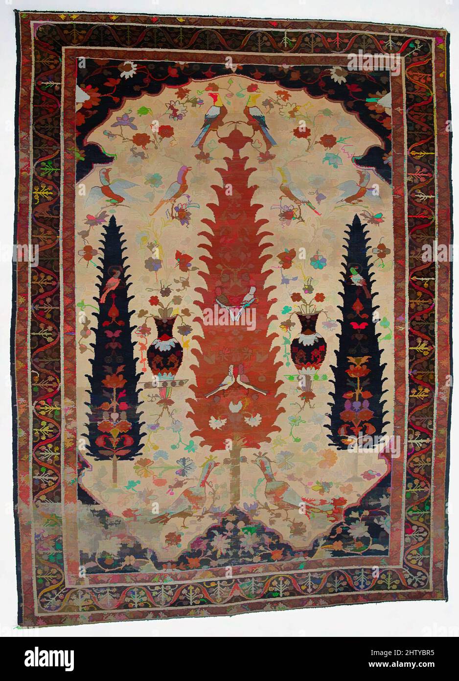 Kunst inspiriert von Teppich, Ende des 18.. Jahrhunderts, dem Iran zugeschrieben, Seidenstapel auf Seide und Baumwollfundament, 69 11/16 x 51 9/16in. (177 x 131cm), Textilien-Teppiche, Klassisches Werk, modernisiert von Artotop mit einem Schuss Modernität. Formen, Farbe und Wert, auffällige visuelle Wirkung auf Kunst. Emotionen durch Freiheit von Kunstwerken auf zeitgemäße Weise. Eine zeitlose Botschaft, die eine wild kreative neue Richtung verfolgt. Künstler, die sich dem digitalen Medium zuwenden und die Artotop NFT erschaffen Stockfoto